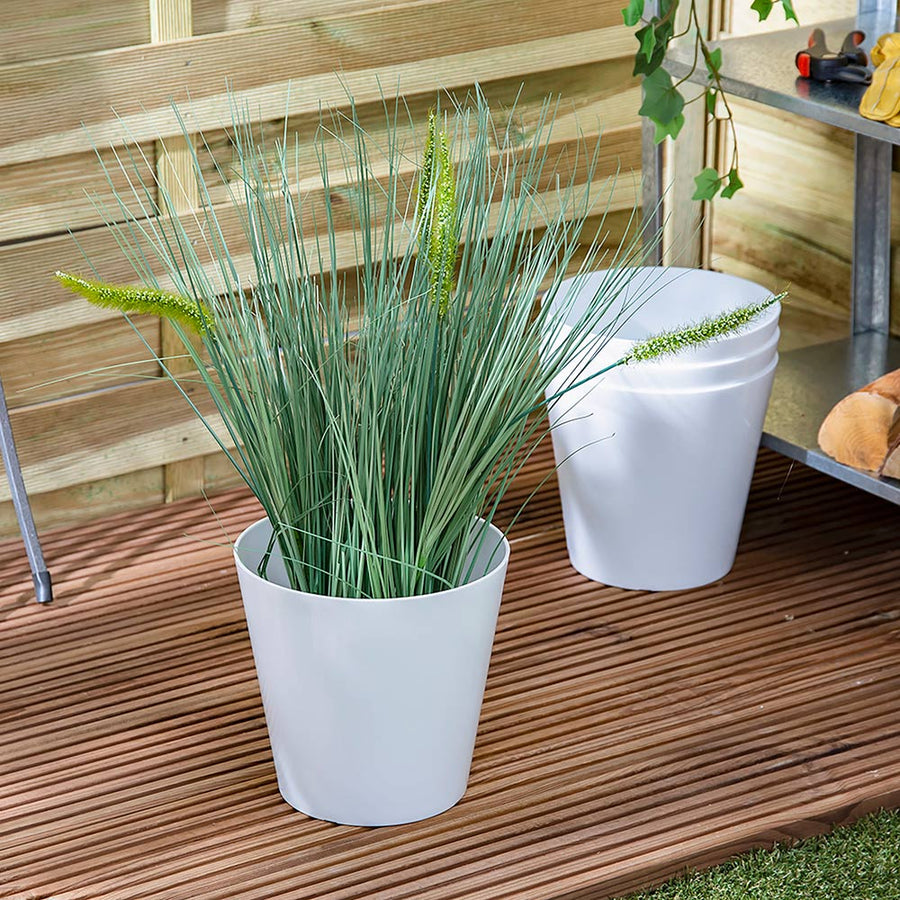 Wham Studio White Plastic Plant Pot 16cm 0551667-4 2