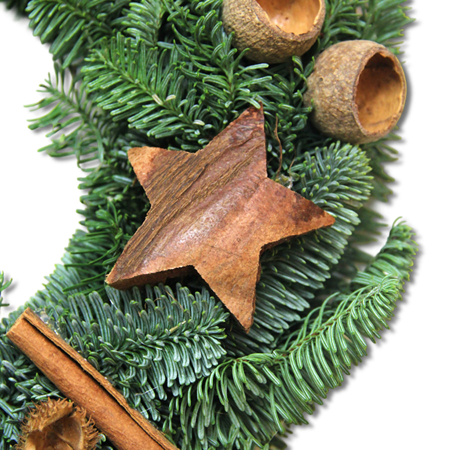 Christmas Wreath with Ribbon and Cinnamon Christmas Wreath with Ribbon and Cinnamon image3 4