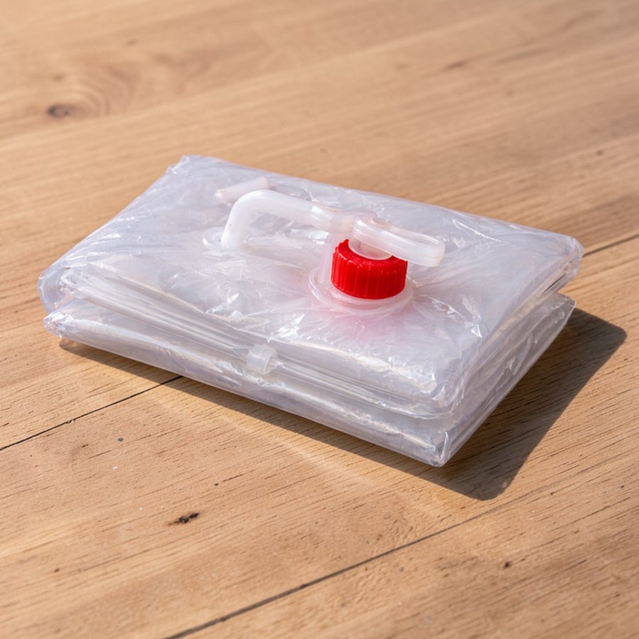 Collapsible Water Carrier with Twist Tap 15L  3
